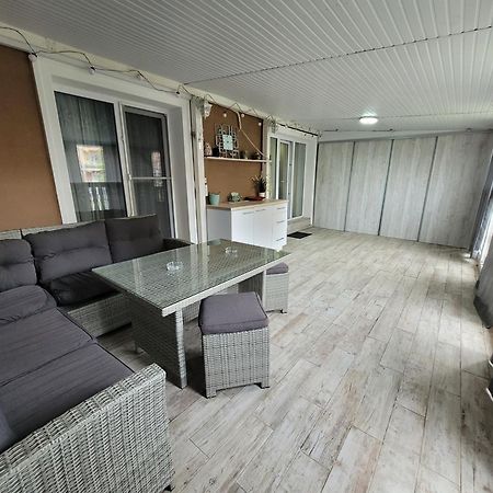 La Dolce Vita Apartment Stefanestii de Jos 外观 照片